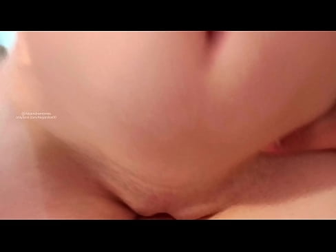 ❤️ Bacımın otağında yatırdım və beləcə oyandım ❤❌ Seks videosu bizdə